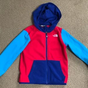 Boys North Face fleece. Lightweight. Barely worn.